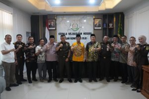 Tradisi Halal Bihalal, Bupati OKU dan Wabup Kunjungi Forkopimda Wujudkan Kebersamaan Pascalebaran
