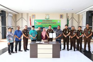 ‎Dua Proyek Strategis Pendidikan Dikawal Kejari OKU, Pakta Integritas Resmi Ditandatangani ‎