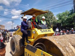 ‎Jalan Kurup–Batukuning Mulai Diperbaiki, Gubernur dan Bupati OKU Turun Langsung ke Lapangan ‎