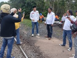 ‎APM Soroti Portal PT KAI, Diduga Tutup Jalan Umum Tanpa Izin ‎