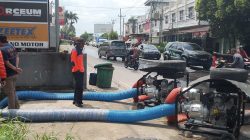 ‎Pemkab OKU Bersama BBPJN Atasi Banjir KUA Sukaraya, Lakukan Penyedotan