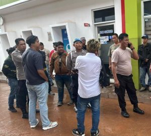 ‎Sopir Nyaris Bentrok di SPBU Lingkar Dalam Selatan, Polisi dan Pasukan Serigala Turun Tangan Antisipasi Demo Sopir Kalsel