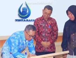 ‎Perumda Tirta Raja Terima Sertipikat Lahan Kantor, Legalitas Aset Diperkuat